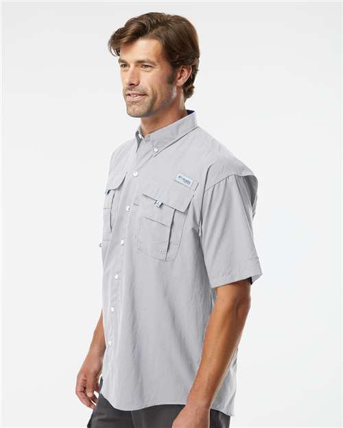 Columbia 212464 Men's PFG Bahama™ II Short Sleeve Shirt - Cool Grey - OnModelSide