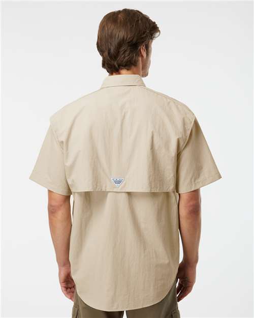 Columbia 212464 Men's PFG Bahama™ II Short Sleeve Shirt - Fossil - OnModelBack