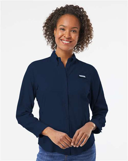 Columbia 212465 Women's PFG Tamiami™ II Shirt - Collegiate Navy - OnModelFront