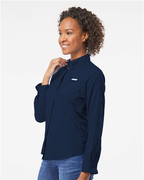 Columbia 212465 Women's PFG Tamiami™ II Shirt - Collegiate Navy - OnModelSide
