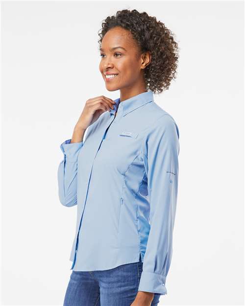 Columbia 212465 Women's PFG Tamiami™ II Shirt - Sail - OnModelSide