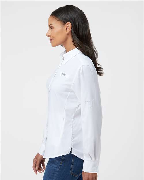 Columbia 212465 Women's PFG Tamiami™ II Shirt - White - OnModelSide