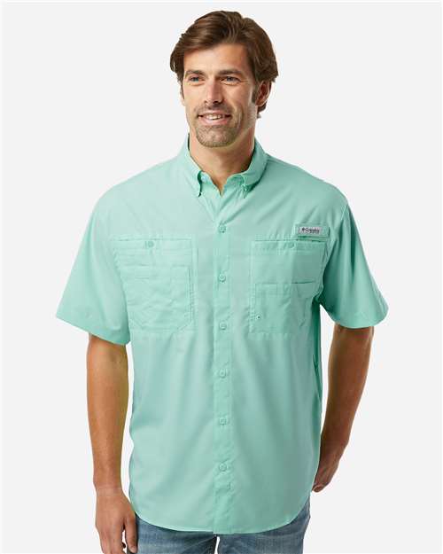 Columbia 212468 Men's PFG Tamiami™ II Short Sleeve Shirt - Gulf Stream - OnModelFront