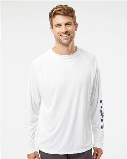 Columbia 212472 Men's PFG Terminal Tackle™ Long Sleeve T-Shirt - White/ Nightshade - OnModelFront