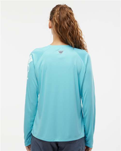 Columbia 212485 Women's PFG Tidal Tee™ II Long Sleeve - Clear Blue/ White - OnModelBack