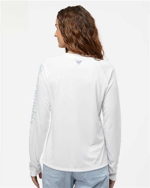 Columbia 212485 Women's PFG Tidal Tee™ II Long Sleeve - White/ Cirrus Grey - OnModelBack