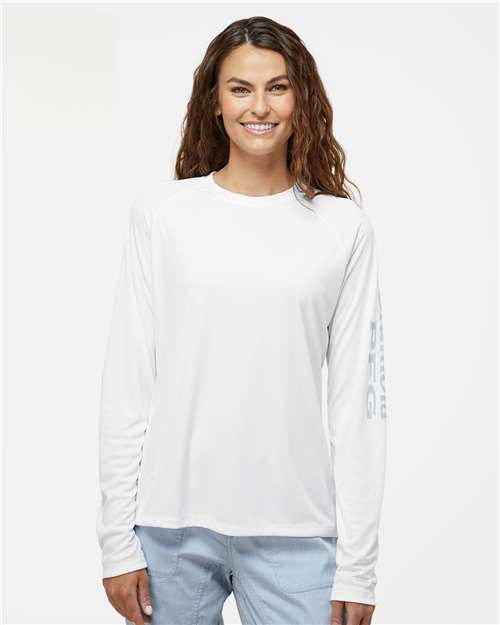 Columbia 212485 Women's PFG Tidal Tee™ II Long Sleeve - White/ Cirrus Grey - OnModelFront