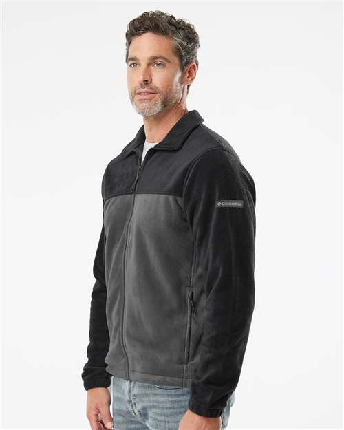 Columbia 212478 Men's Steens Mountain™ Full Zip 2.0 Jacket - Black/ Grill - OnModelSide