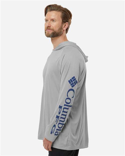 Columbia 212482 Men's PFG Terminal Tackle™ Hooded Long Sleeve T-Shirt - Cool Grey/ Vivid Blue - OnModelSide