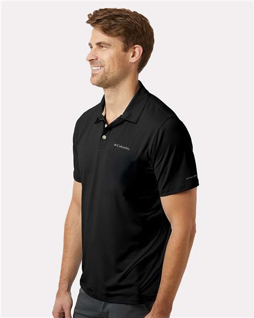 Columbia 211856 Men's Tech Trail™ Utility Polo - Black - OnModelSide