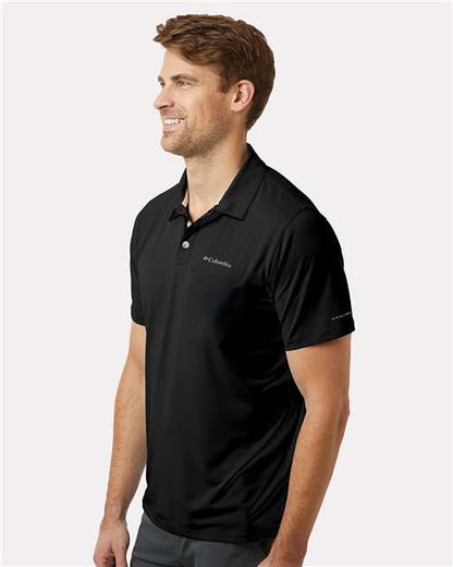 Columbia 211856 Men's Tech Trail™ Utility Polo - Black - OnModelSide