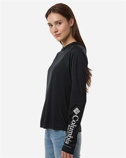 Columbia 216061 Women's PFG Tidal Tee™ Hooded Long Sleeve - Black/ Cool Grey - OnModelSide