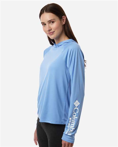 Columbia 216061 Women's PFG Tidal Tee™ Hooded Long Sleeve - White Cap/ White - OnModelSide