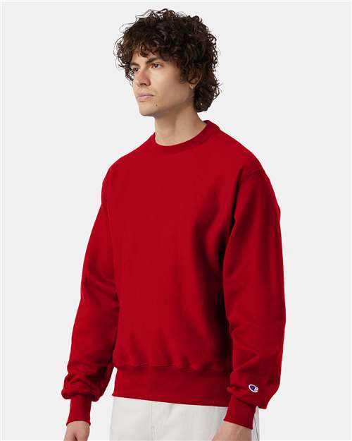 Champion S149 Unisex Reverse Weave® Crewneck Sweatshirt - Scarlet - OnModelSide