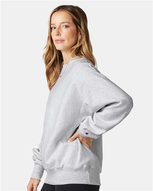 Champion S149 Unisex Reverse Weave® Crewneck Sweatshirt - Silver Grey - OnModelSide