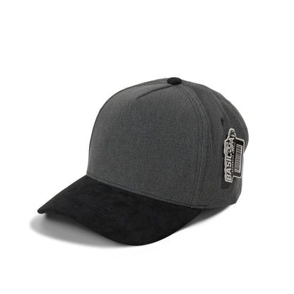 https://cdn.shopify.com/s/files/1/0683/3235/5887/files/Jean_Suede_Grey_Black.jpg?v=1768508954