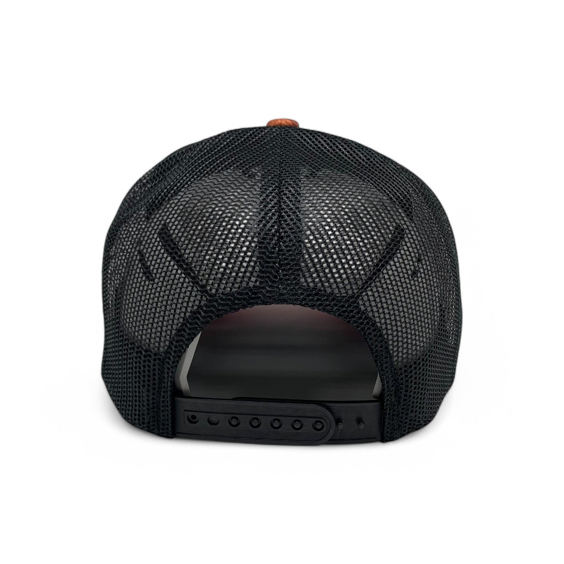 https://ik.imagekit.io/c2dr4dawp/https%3A%2F%2Fcdn.shopify.com%2Fs%2Ffiles%2F1%2F0683%2F3235%2F5887%2Ffiles%2Fora_hunting_camo3.jpg%3Fv%3D1738275653?tr=f-jpg